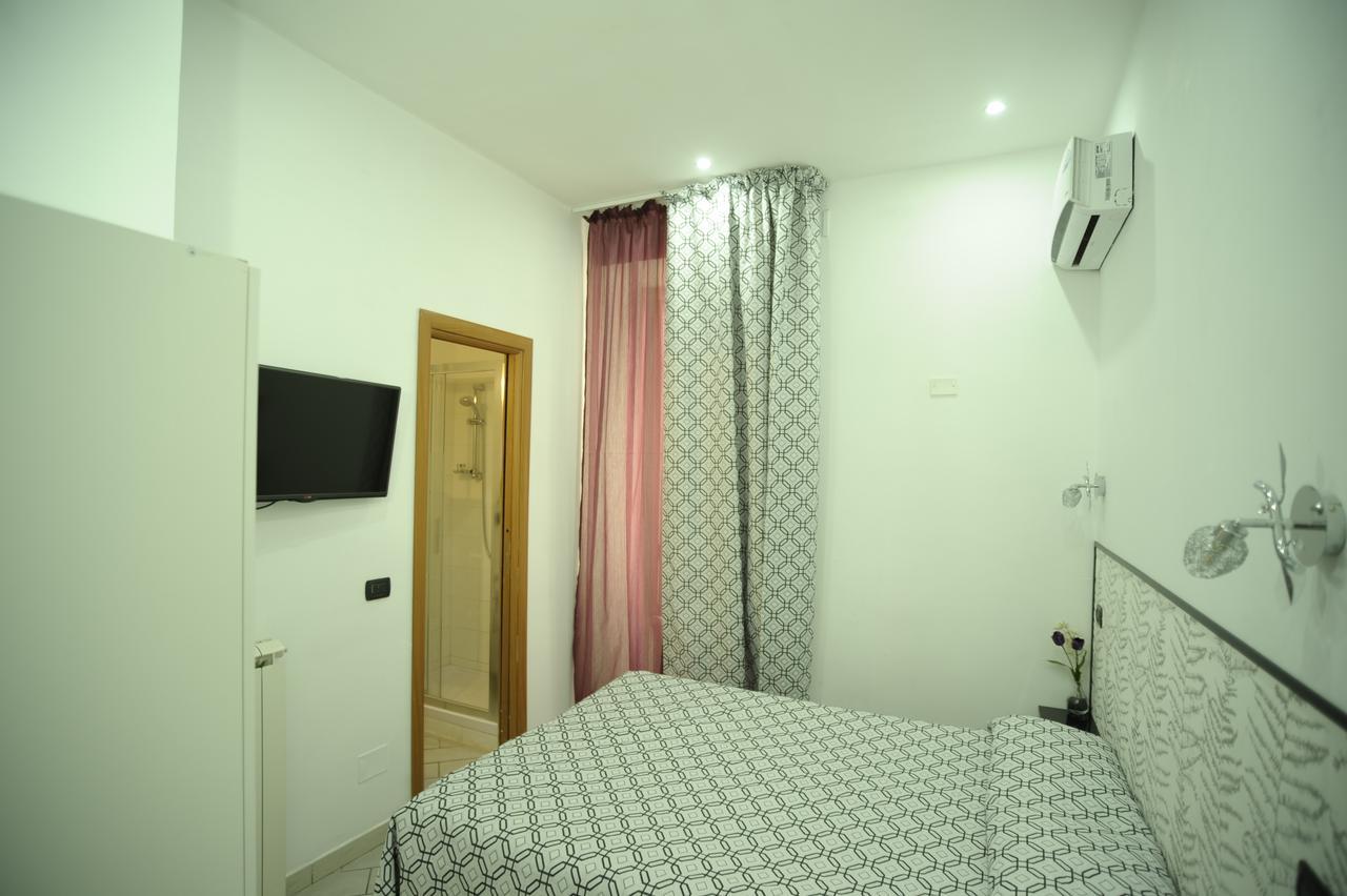 Le Stanze Di Francesco Hotel Roma Ngoại thất bức ảnh