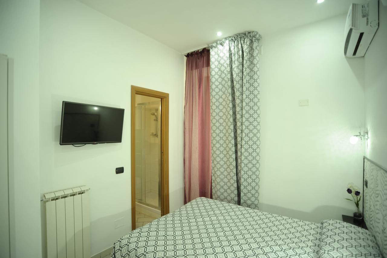 Le Stanze Di Francesco Hotel Roma Ngoại thất bức ảnh